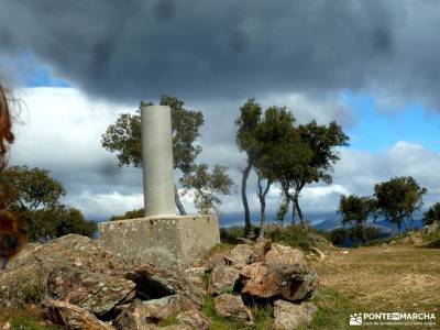 Senda del Yelmo - Cuerda de la Parada; ropa impermeable montaña orientacion brujula mapa agencias de